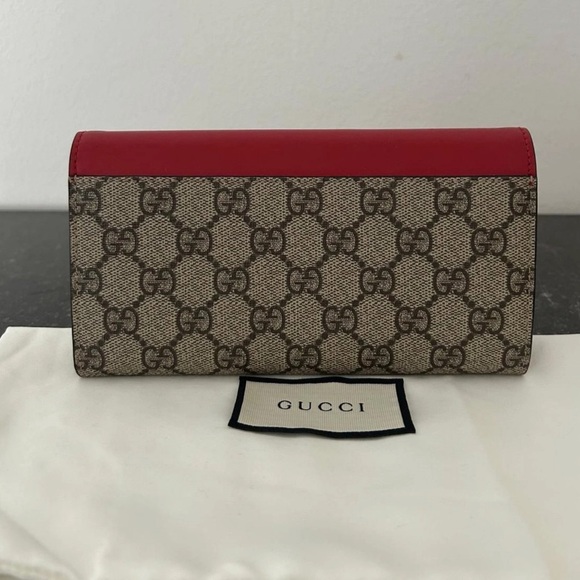 Gucci Red and Brown Pearl  Wallet - Picture 2 of 6